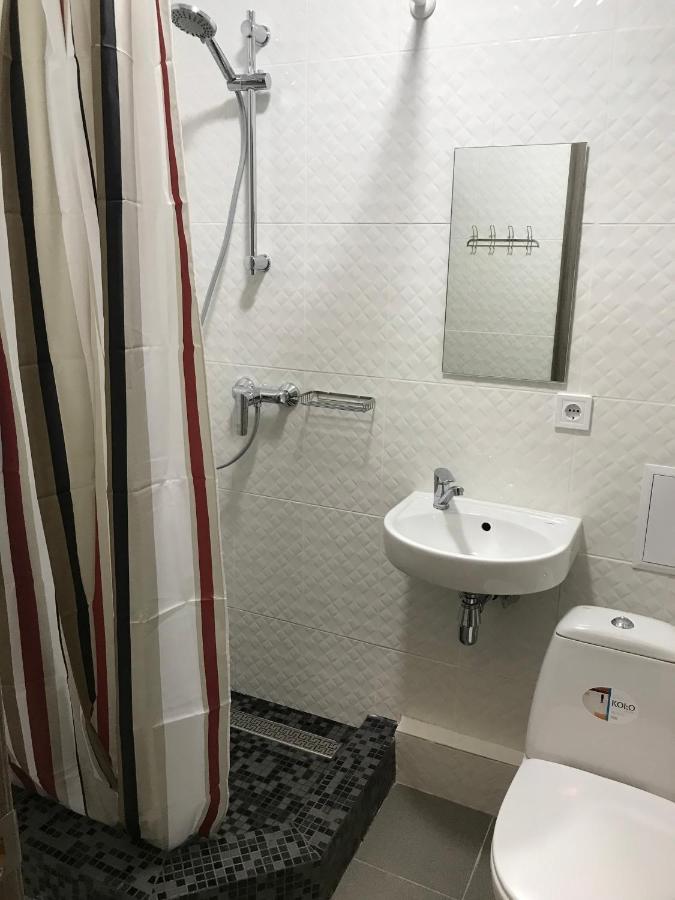 Киев Сдам Посуточно Ул Доброхотова 28 Daily Rent Kyiv St Dobrokhotova 28 Apartman Kültér fotó